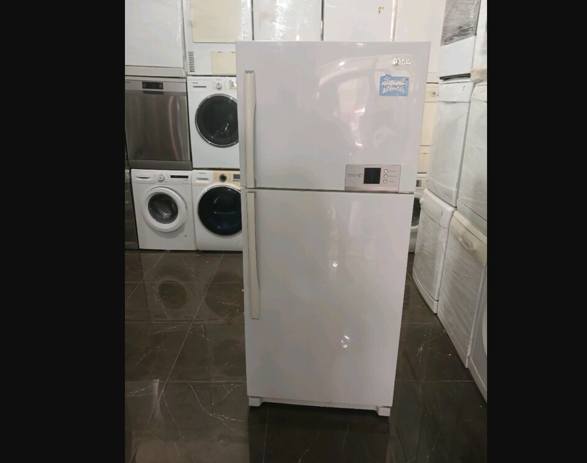 DEFOLU SATILIK LG markalı nofrost buzdolabı