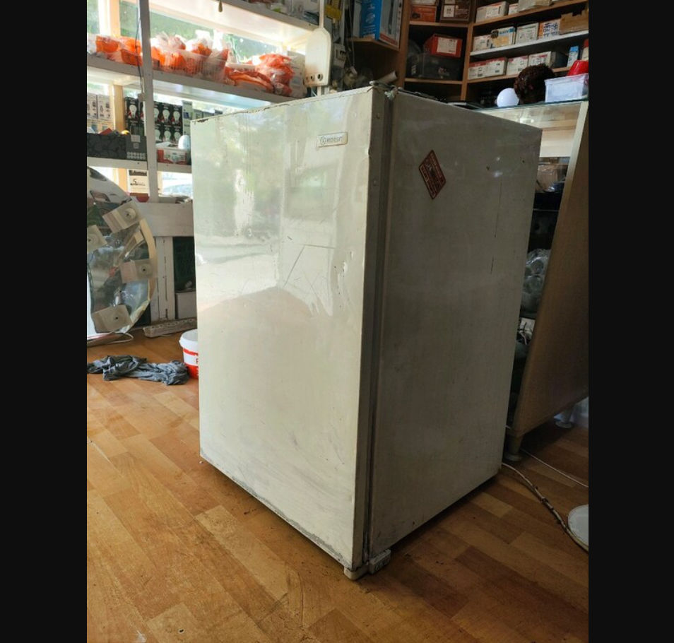 Indesit mini buzdolabı